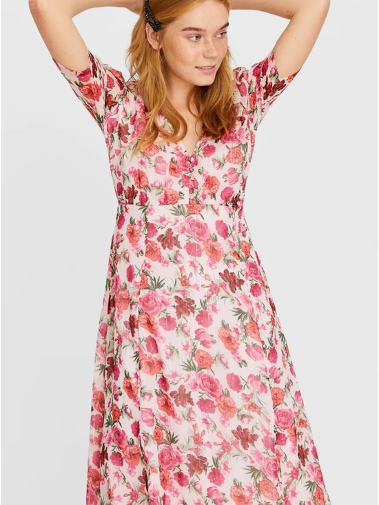 stradivarius Dresses & Skirts - Stradivarius Pink Floral Midi Dress – Puff Sleeves Feminine Chic